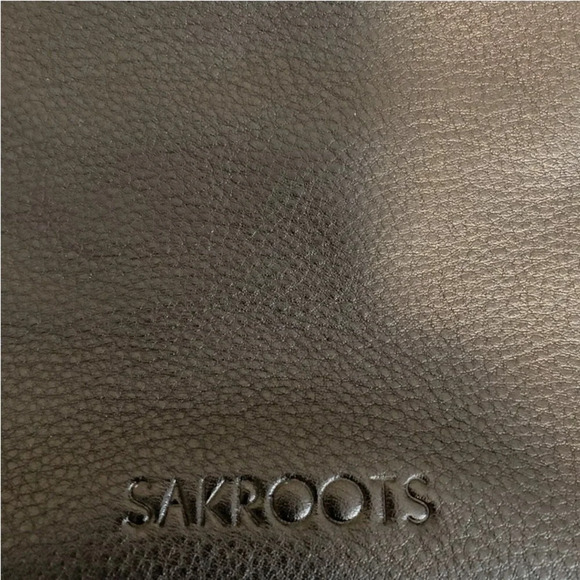 Sakroots Crossbody Leather Handbag Black Tapestry EXCELLENT Condition Zip Top - Picture 8 of 13